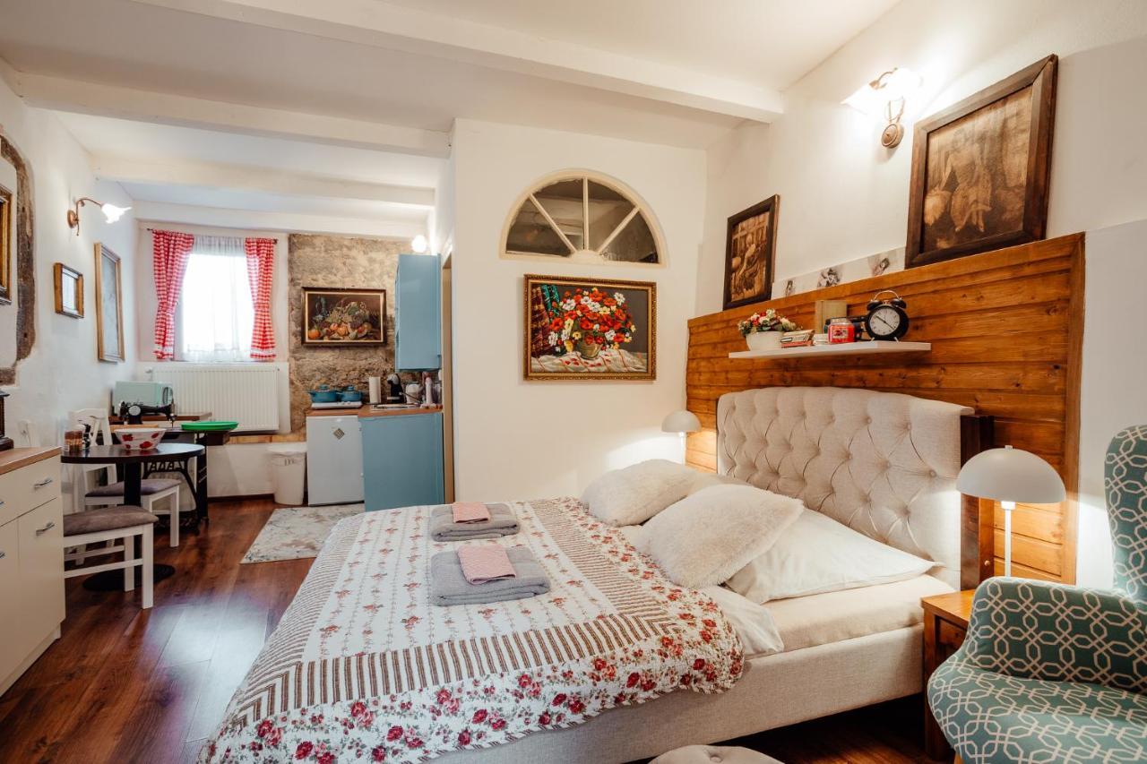 Ferienwohnung Strieborny Dvor Banská Štiavnica Exterior foto