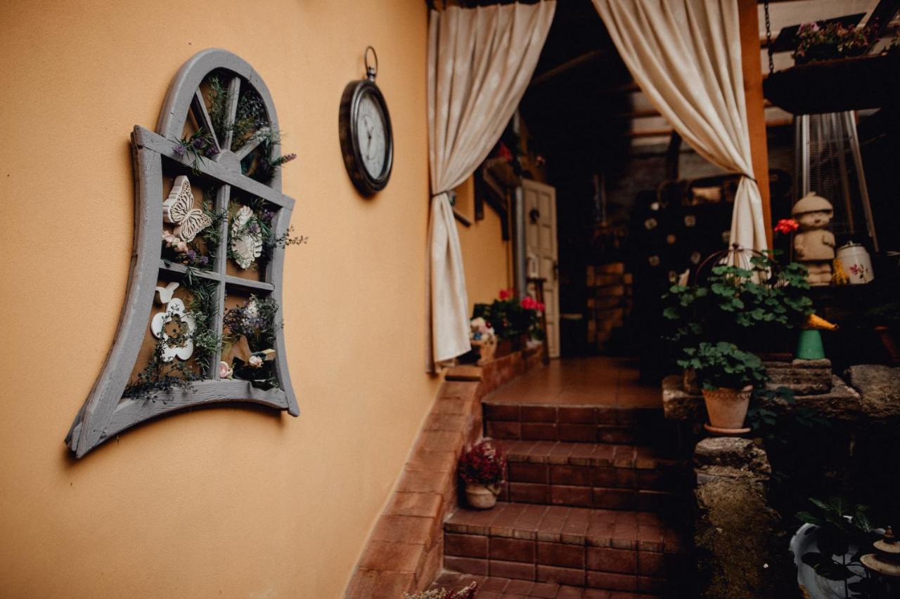 Ferienwohnung Strieborny Dvor Banská Štiavnica Exterior foto